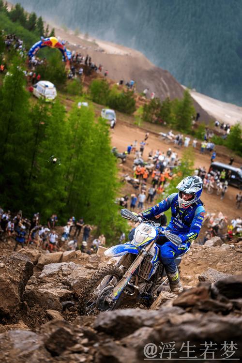 摩托车极限挑战:勇闯欧洲矿山耐力赛 摩托车极限挑战:勇闯欧洲矿山耐力赛